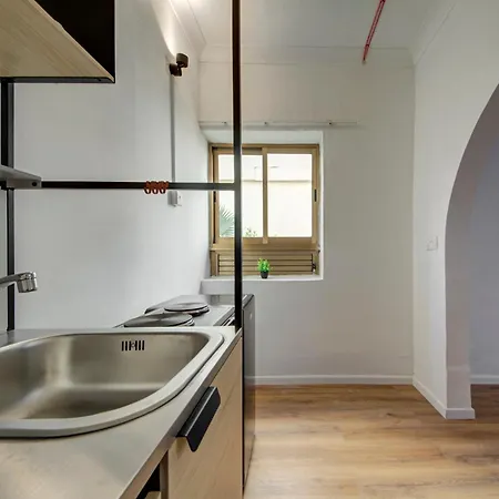 Modern With Pool | Sleeps 4