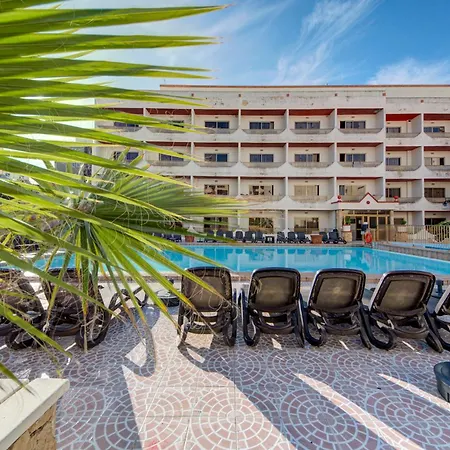 아파트 Modern With Pool | Sleeps 4